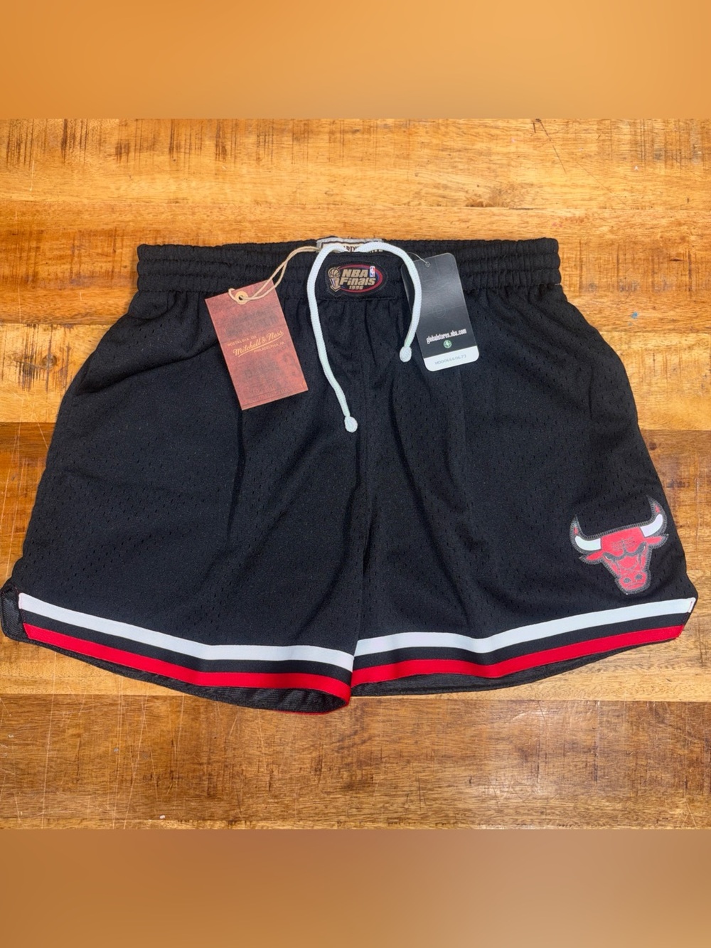 Chicago Bulls Mitchell & Ness 1996 NBA Finals Classic Basketball Shorts medium